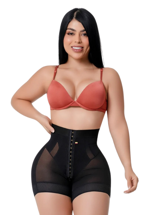 SALOME SHORT LEVANTACOLA CON TRAPARENCIAS REF:TC01C5